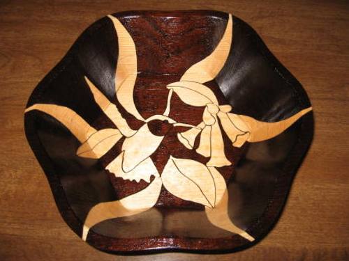Humming bird, decorative wooden bowls