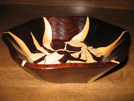 Hummingbird, decorative wooden bowls, side view